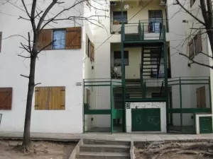 Departamento planta baja al frente