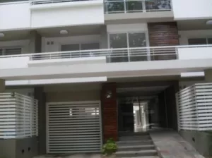 3 AMB 2 BAÑOS COCHERA A ESTRENAR