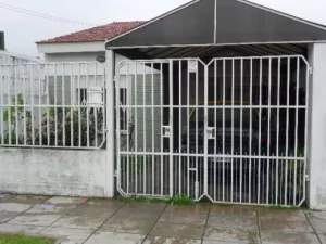 Casa ph, con jardín, cochera y patio
