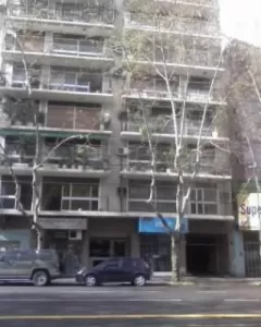 V E N D I D O  - 4 ambientes - cochera - dep. de servicio