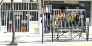 ITUZAINGO  Fte.est. -A ms. Av.Rivadavia2 LOCALES 4x17 C/U