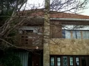MAR DEL PLATA Chalet 3 amb.y Dto 2 amb Chauvin