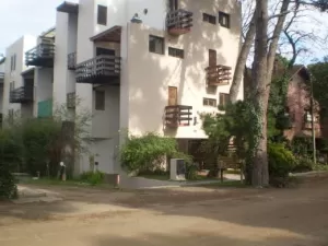 VACACIONES en Pinamar - Depto 2 Dorm - Parrilla - Cochera