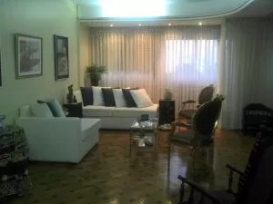 Excelente semipiso 170m2 c/ dep. Baulera