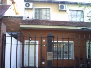EXELENTE!!!!! DUPLEX C/PILETA