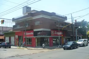 LOCAL 80M2 en ESQUINA *alquilado* M Coronado