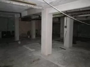 Galpon de 880m2 cubiertos en Pompeya