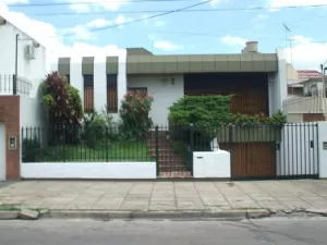 CENTRO DE SAN JUSTO. REPÚBLICA DE CHILE AL 2800.