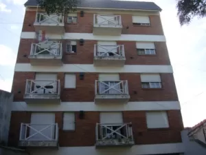 Exc.Depto.3ambientes,cochera,ascensor,Expensas bajas,muy buena zona