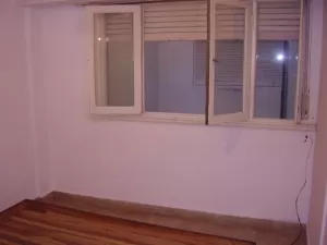 DPTO 2 AMB EN EXCELENTE ESTADO CON COCINA Y BAÑO RECICLADO,