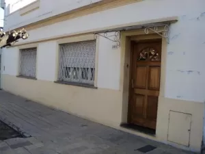 CASA 3 AMBIENTES - 60 m2