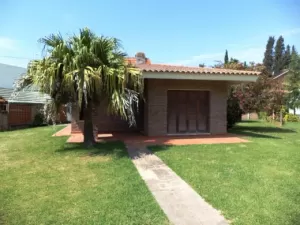 Casa sobre la Ruta 9