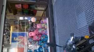 LOCAL CORRIENTES Y FLORIDA
