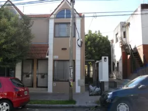 Departamento de tres amb Apto Credito en Moron Sur