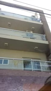 Depto 3 amb balcon aterrazado muy amplioi, al frente aestren