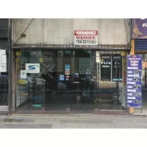 local comercial,salida 2 calles,zona cèntrica, excelente