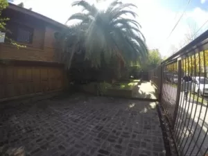 TIGRE: HERMOSA CASA CON QUINCHO Y PILETA UBICADA EN EXCELENT