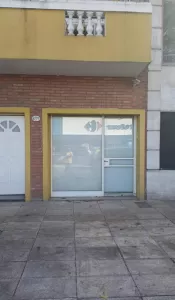 MUYBUENA UBICACION A PASOS DEL SHOPPING DEVOTO LOCAL ALQUILO