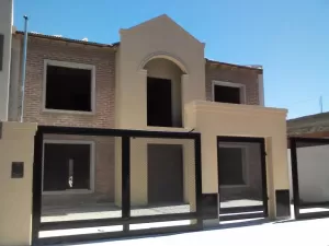 VENDO LELOIR- UDAONDO DUPLEX 4 AMB. COCHERA. FDO LIBRE