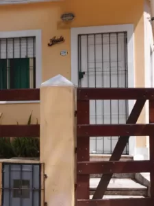 CHALET SOLO PARA MAYORES