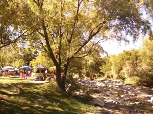 Terreno, altos de Potrero de los Funes con salida a río