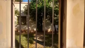 Vendo Propiedad sobre Avenida a refaccionar