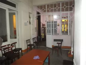 LOCAL CON DOS VIVIENDAS EN BLOCK - MAZA Y RIVADAVIA- LOTE PR