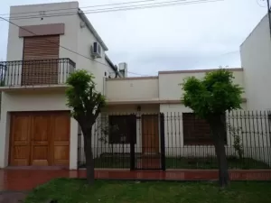 Excelente casa en venta Lujan Bs As