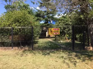 Casona 1348, Glew, Almirante Brown