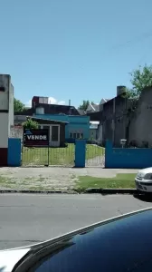 terreno 8,66 x 52 mts con 2 unidades funcionales