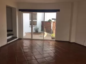 Casa en renta con jardín, Fuente de Plazuela