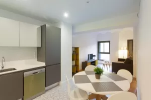 Bien ubicado Piso con 2 habitaciones