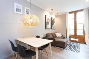 Bien ubicado Piso con 2 habitaciones