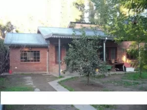 VENTA PARQUE LELOIR- CHALET DE 3 DOR. -SUITE- PISCINA Y MUY