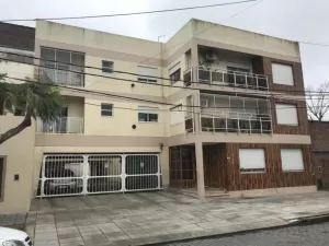 Depto en Gascon 176, a 2 cuadras de la Estación de Banfield