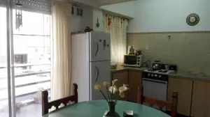 Hermoso departamento con balcón a la calle!!