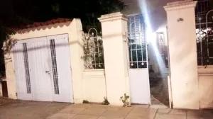 Casa antigua lote propio 8,66 x19 para reciclar