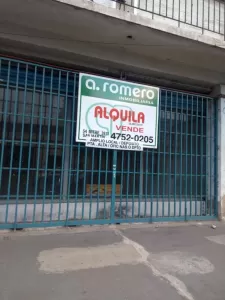 LOCAL con DEPOSITO y VIVIENDA