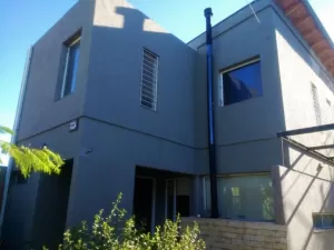Venta De Casa de 3 Dormitorios en Centenario,Neuquen