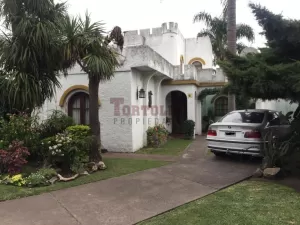 CASA ESTILO COLONIAL