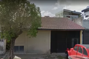 CASA CON DEPARTAMENTO AL FONDO EN EXCELENTE ZONA RESIDENCIAL