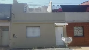 CASA 3 AMB C/GARAGE/PATIO/TERRAZA A NUEVO CASEROS