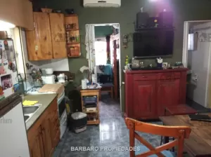 BARBARO VENDE TIPO CASA MULTIFAMILIAR EN VILLA LYNCH