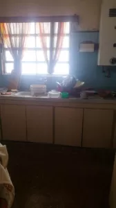 Casa americana en venta de tres ambientes en el palomar