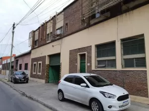 1200 m2 2 plantas