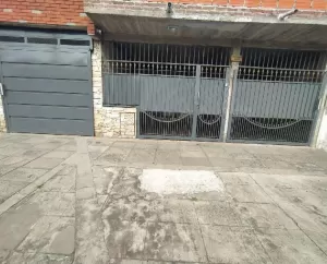 CASA DE 4 AMB.- CALLE CONDARCO AL 4900 I.CASANOVA
