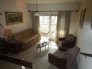 Departamento 2 ambientes con cochera