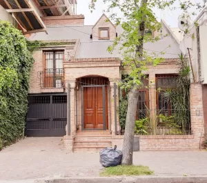 CASA EN VENTA 5 AMB CENTRO SAN MARTIN
