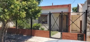 Excelente vivienda sobre Morales 235, Los Alamos, Glew
