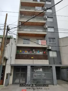 Departamento 2 ambientes con cochera